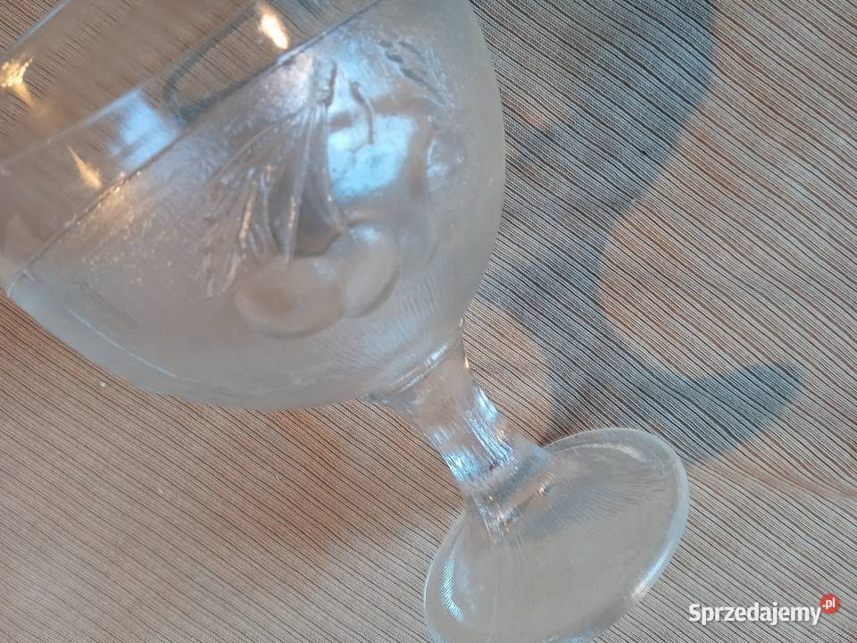 Cukiernica pucharek do deserów z owocowym Porcelana i szkło Koźminek