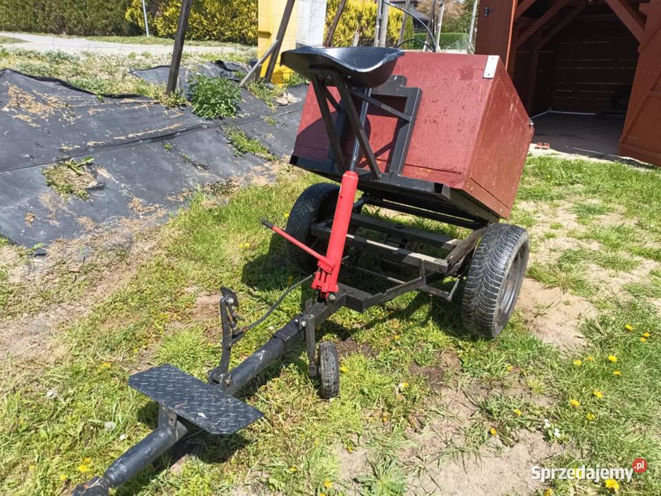 Sprzedam traktorek z napędem 4x4 kompletnym Hyżne