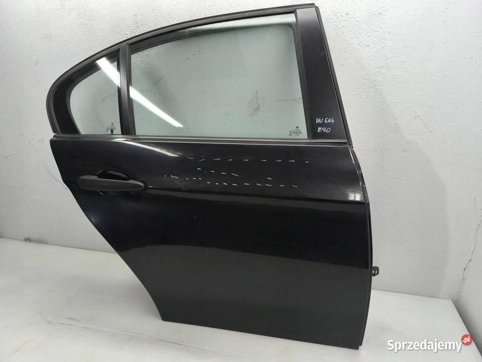 DRZWI PRAWY TYŁ BMW E90 20B 475