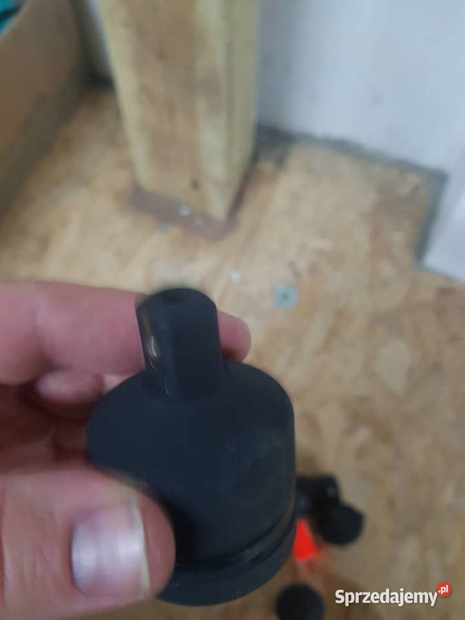 PRZEJSCIÓWKI REDUKCJE UDAROWE NASADKI