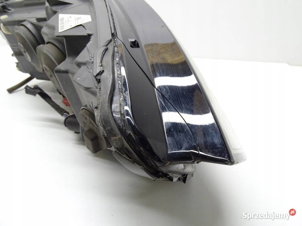 LAMPA REFLEKTOR LEWY PRZÓD PRZEDNIA AUDI A6 C7 osobowe