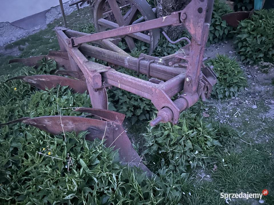 Plug 3skibowy nieuszkodzony Pszczyna