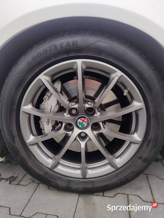 Alfa Romeo Giulia Tonale 159 Opel Jeep R17 kola świętokrzyskie Kielce