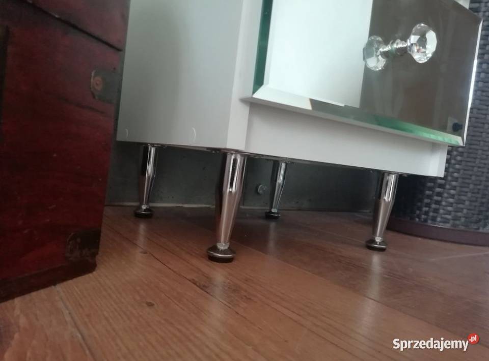Piękny nakastlik szafka nocna biala małopolskie Nowy Sącz