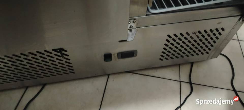 Sprzedam profesjonalny stół chłodniczy 3drzwiowy Giżycko