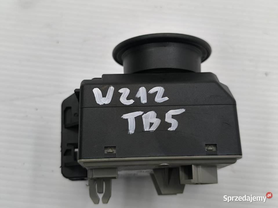 STACYJKA CZYTNIK KLUCZYKA MERCEDES ECLASA W212