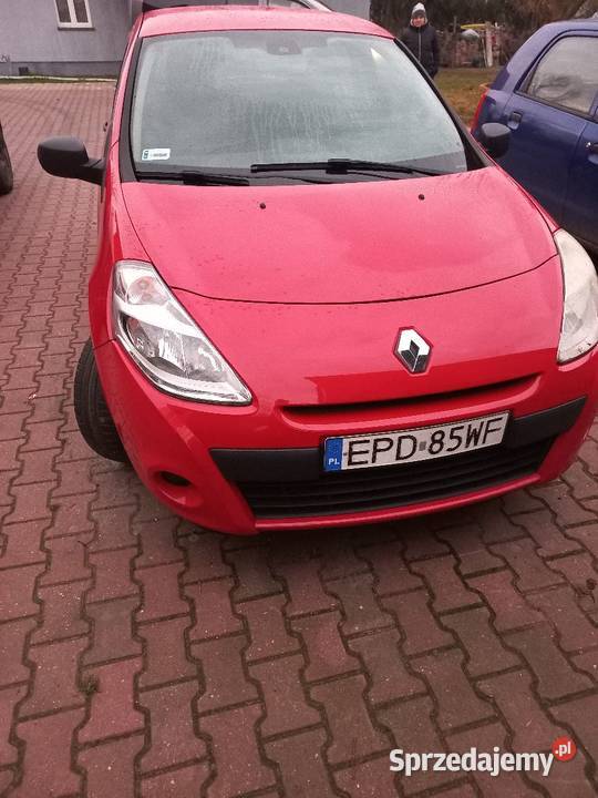 samochod osobowy clio 74KM