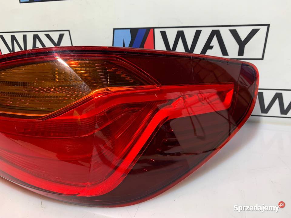 BMW F40 LAMPA PRAWY TYŁ PRAWA W BŁOTNIK EUROPA