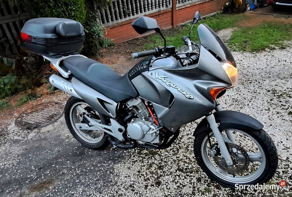 Honda Varadero 125 sprowadzony Motocykle, skutery, quady śląskie