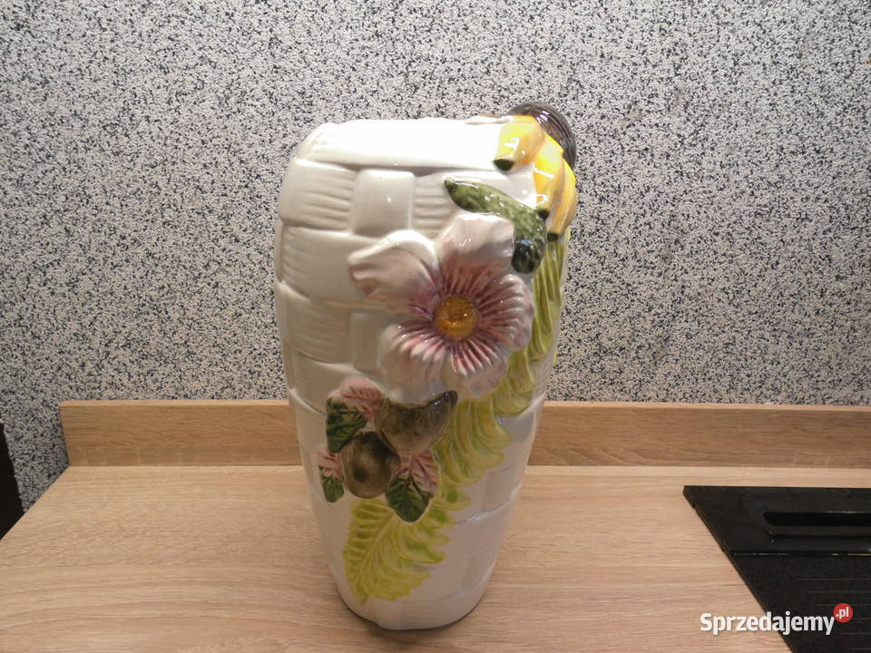 Wazon ceramiczny wypukłe zdobienia Raszków