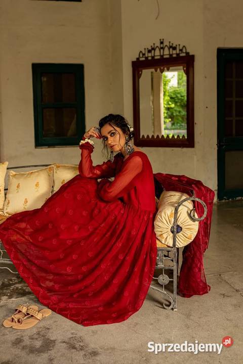 Bordowa sukienka haftowana L 40 szyfon haft Szczecin