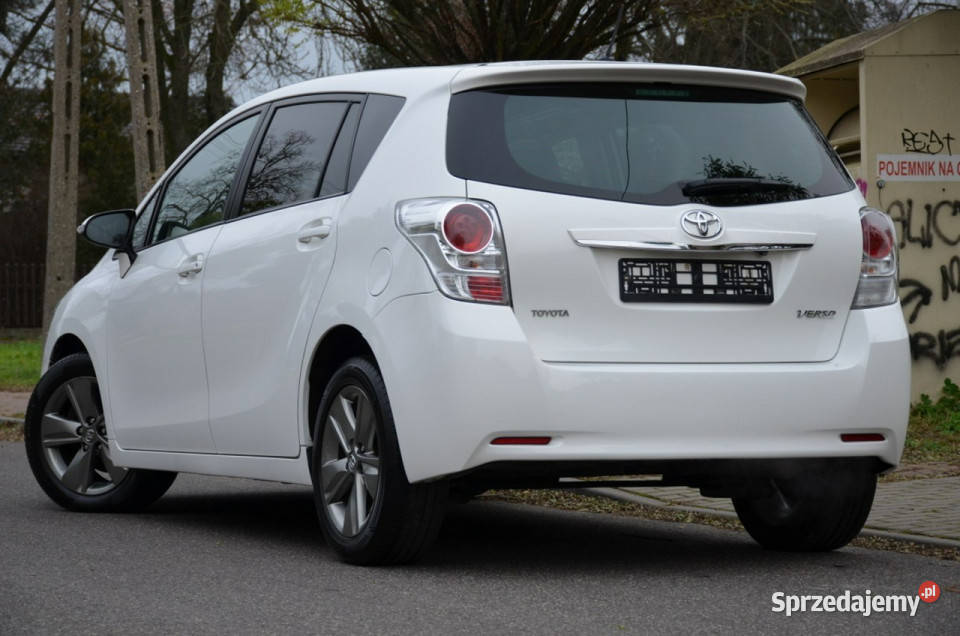 Toyota Verso Opłacona 18i 147 Serwis Bixenon łódzkie Kutno