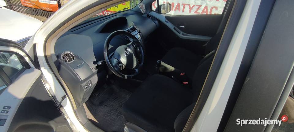Toyota Yaris II 2011 Skarżysko-Kamienna sprzedam