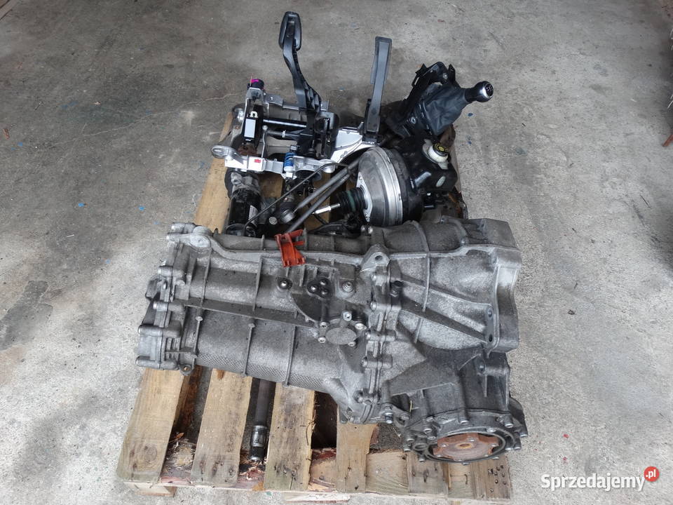 AUDI A4 B8 LIFT 20 TDI 1215 PRZEKŁADKA SKRZYNI Z Części samochodowe Łosieniec