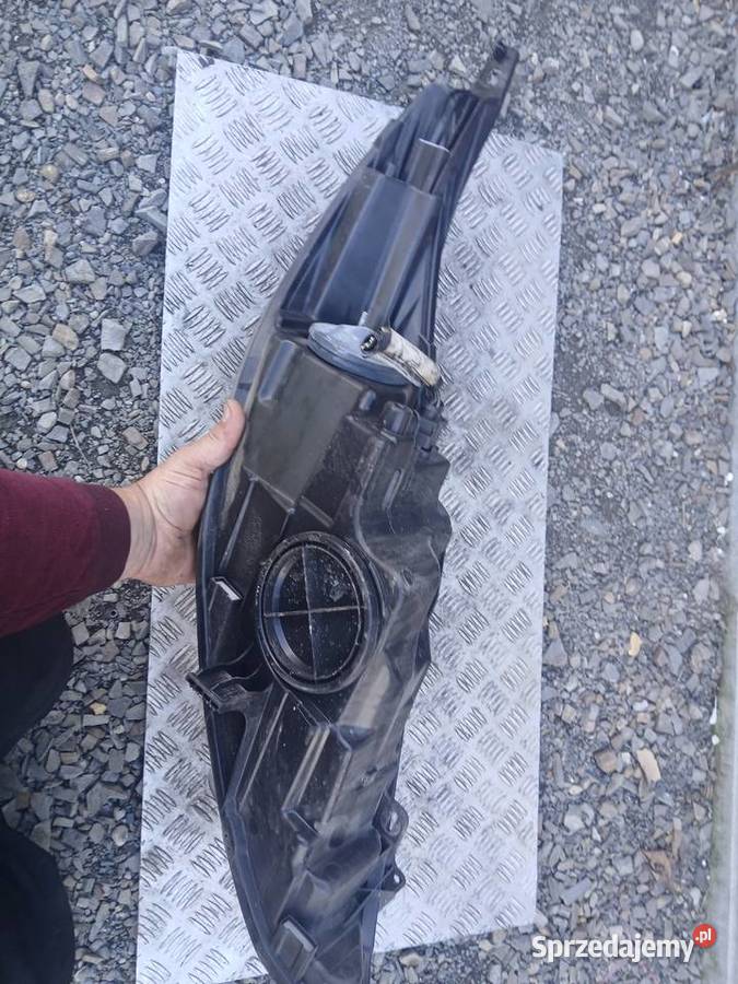 Lampa lewa przód przednia Ford Fiesta mk7 VII EU Radłów sprzedam