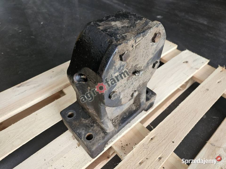 Uchwyt mostu przedni FWD Massey Feguson 8270