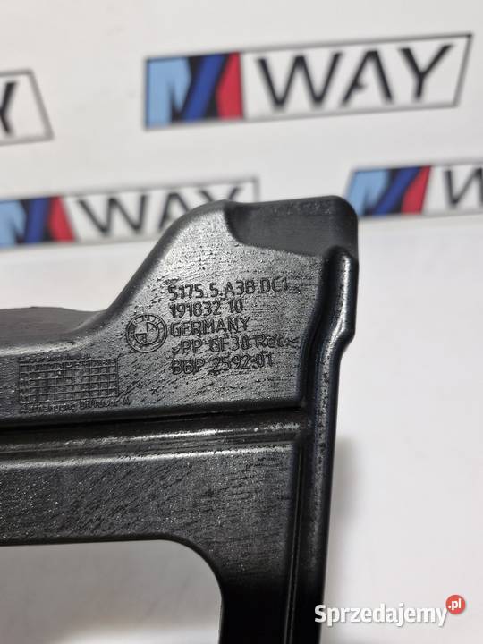 BMW F40 F44 UCHWYT DYFUZORA LEWY 5A3BDC1