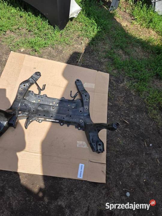 Sanki wózek kołyska pod silnik BMW F39 6872729 osobowe Zawieszenie silnika