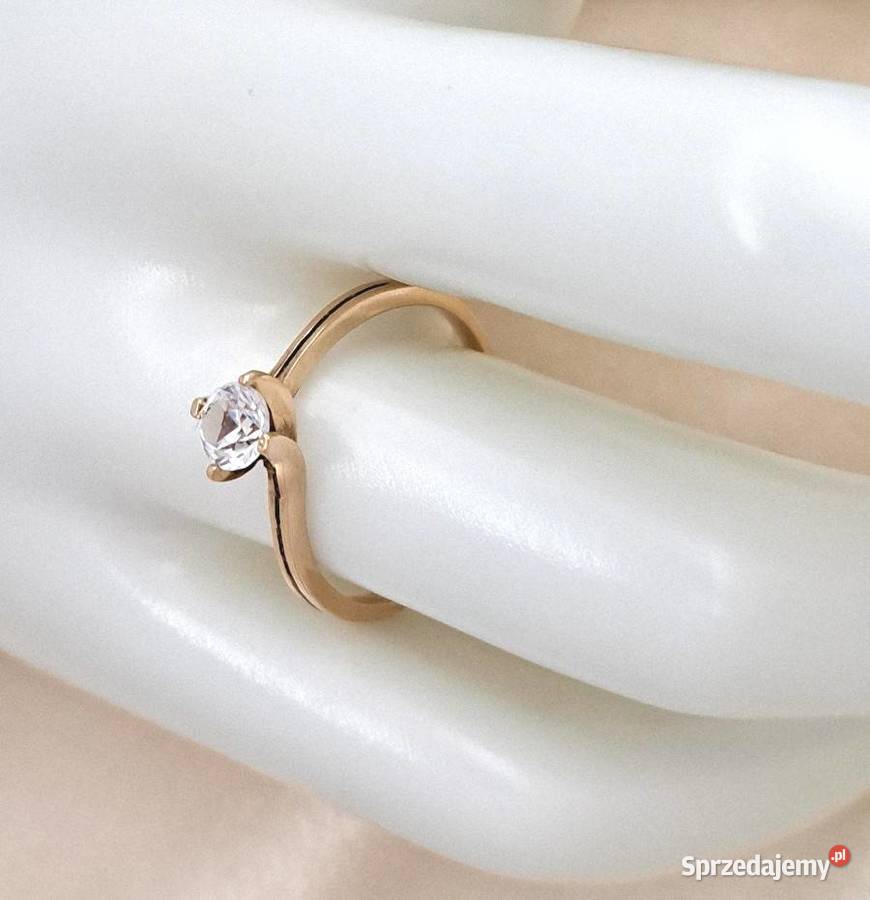 Pierścionek r15 Złoty pr585 classic z jednym złote Poznań sprzedam