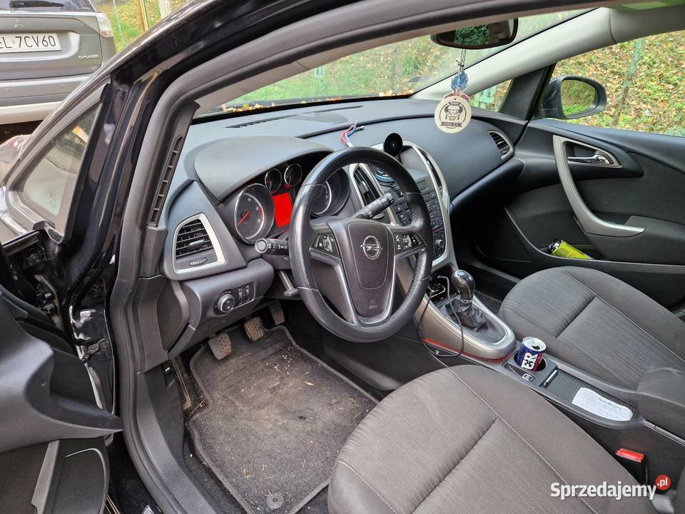 Syndyk sprzeda Opel Astra nieuszkodzony Astra Łódź