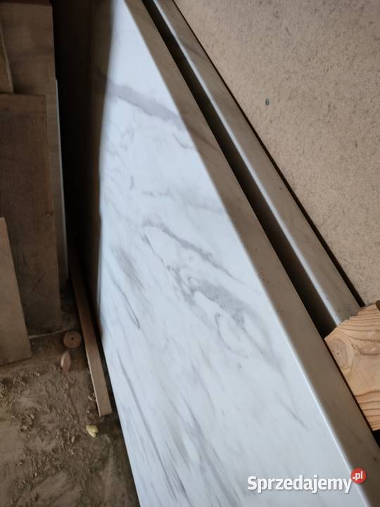Blat kuchenny marmur jasny egger f105 Krępiec
