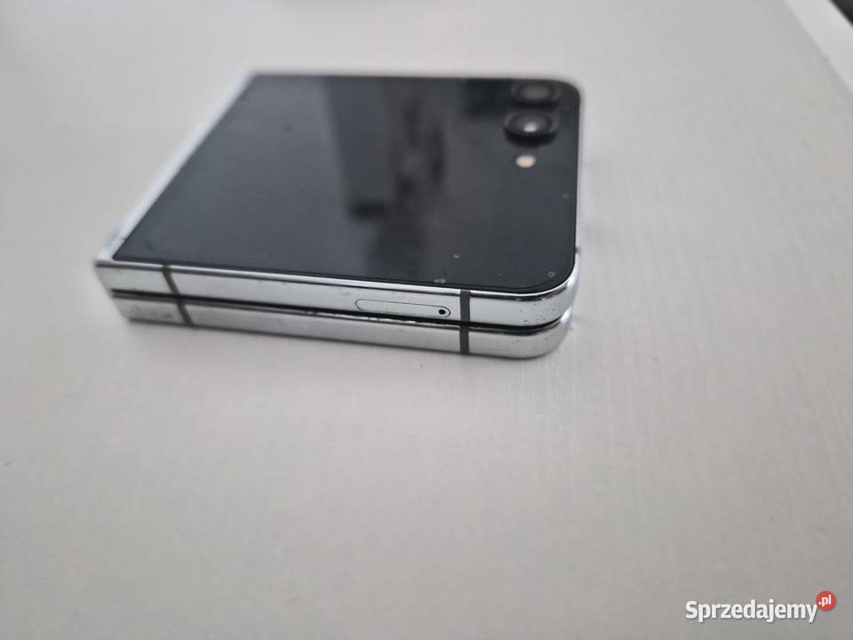 Smartfon Samsung Z Flip 5 8GB512GB pomorskie