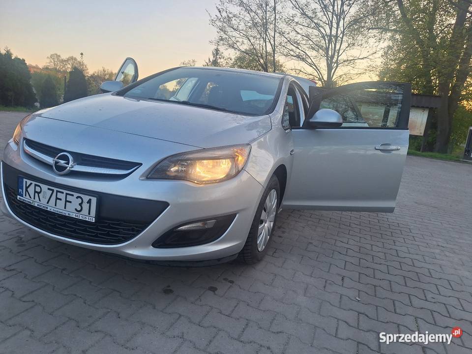 Opel Astra J salon polska 2017r Ściborzyce