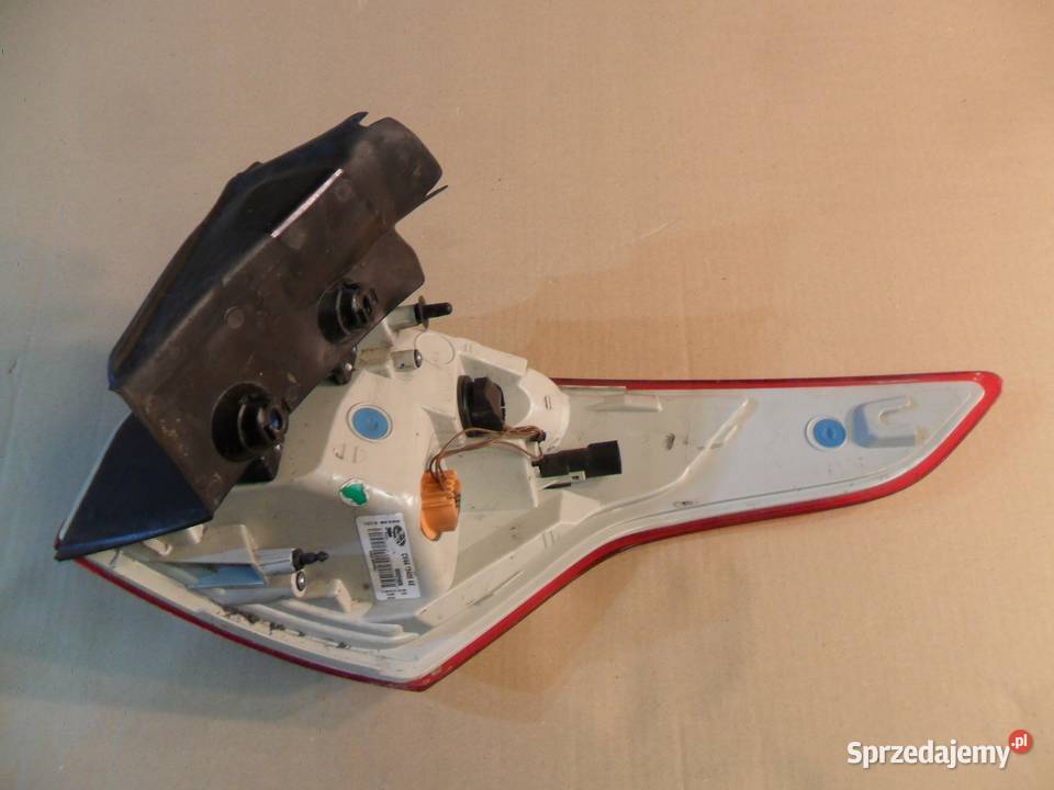 Ford KUGA 201316 lampa tylna tył lewa Nowy Tomyśl