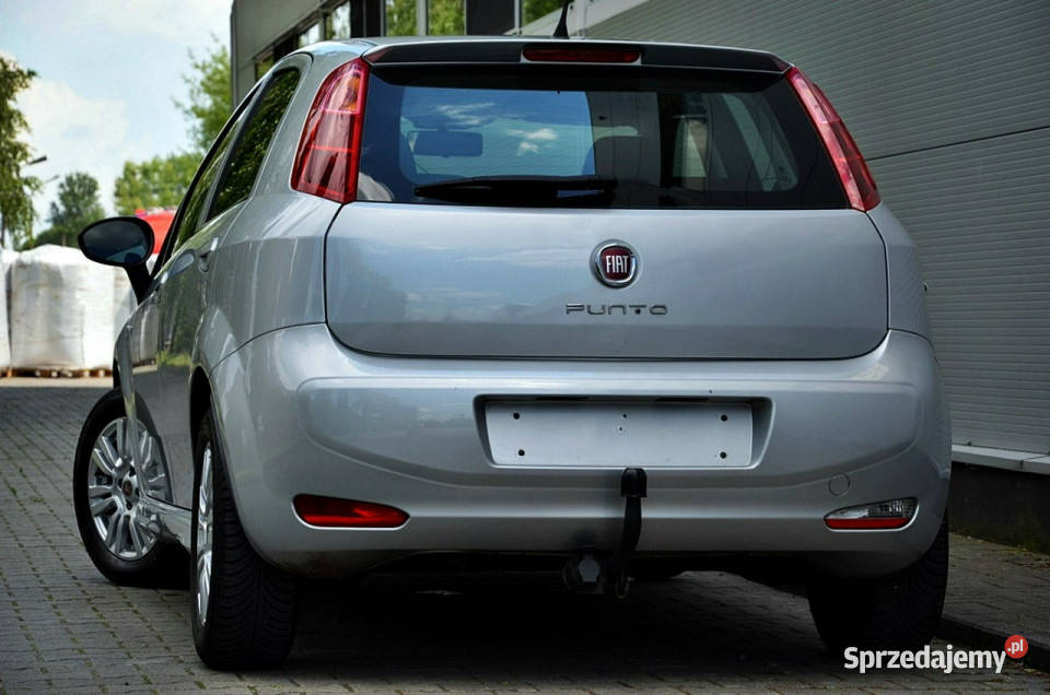 Fiat Punto 2012 SUPER STAN 13JTD 80 Serwis 100 Rok produkcji 2015 łódzkie Kutno