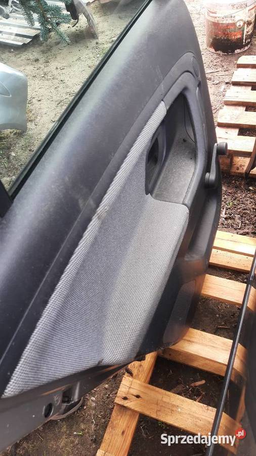 drzwi lewe tylne Skoda Fabia II lak 9202 0714r Dębno sprzedam