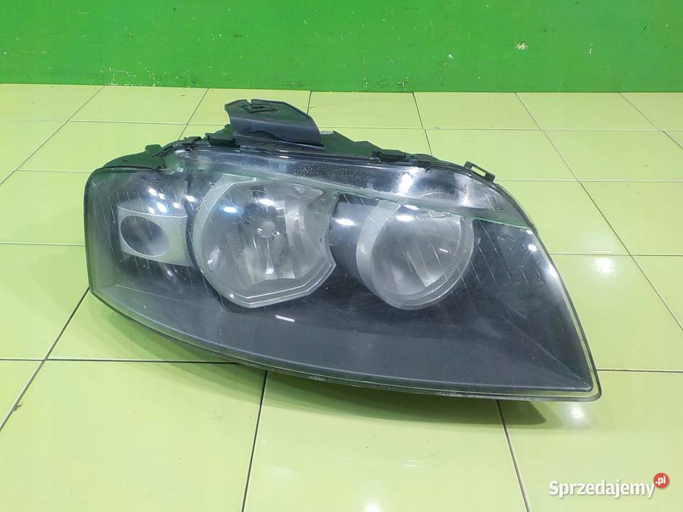 AUDI A3 8P II 18 TFSI 07r HB 5D lampa prawa Części samochodowe Suków sprzedam