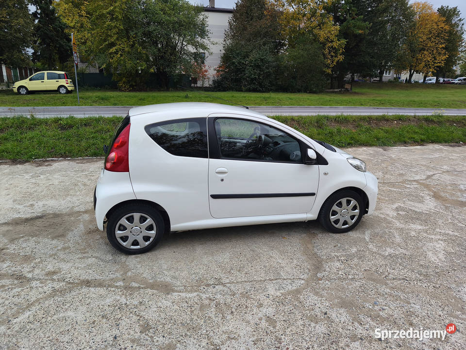 Peugeot 107 10pb 2011r Białystok