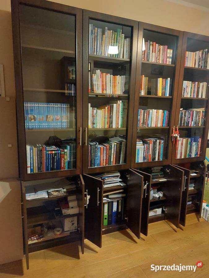 Sprzedam biblioteczkę używana lecz nowa sprzedam