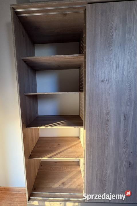 Komplet solidnych mebli Wrocław