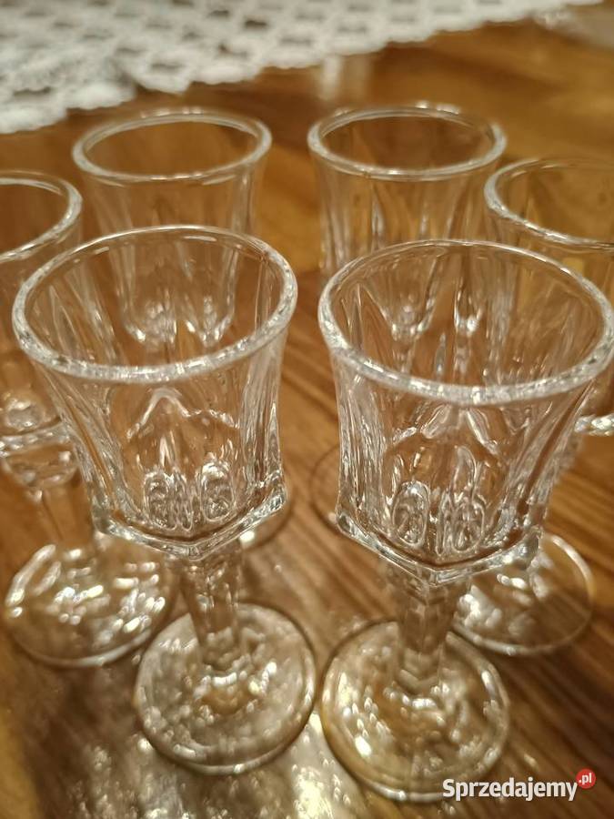 Kieliszki komplet 12 sztuk Haczów sprzedam