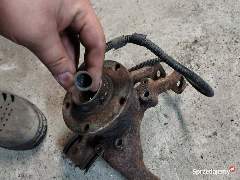 Audi A8 D2 42 quattro piasta zwrotnica tylna Ciężkowiczki