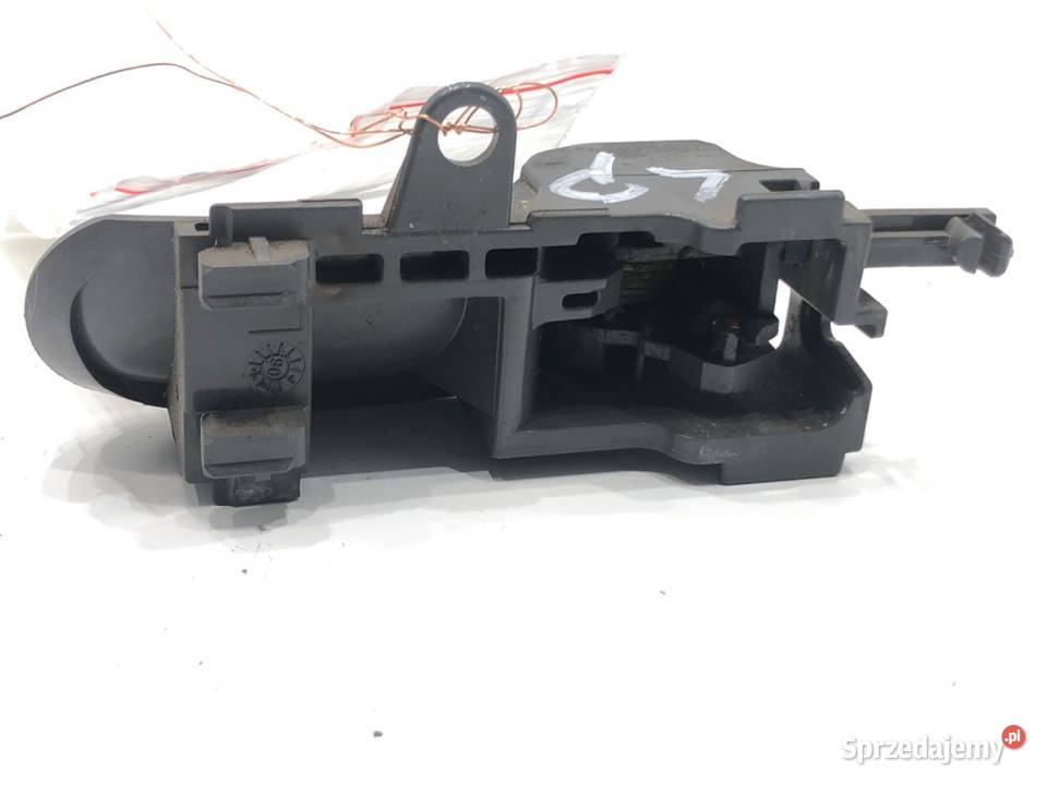 KLAMKA WEWNĘTRZNA LEWY PRZÓD TOYOTA AYGO I