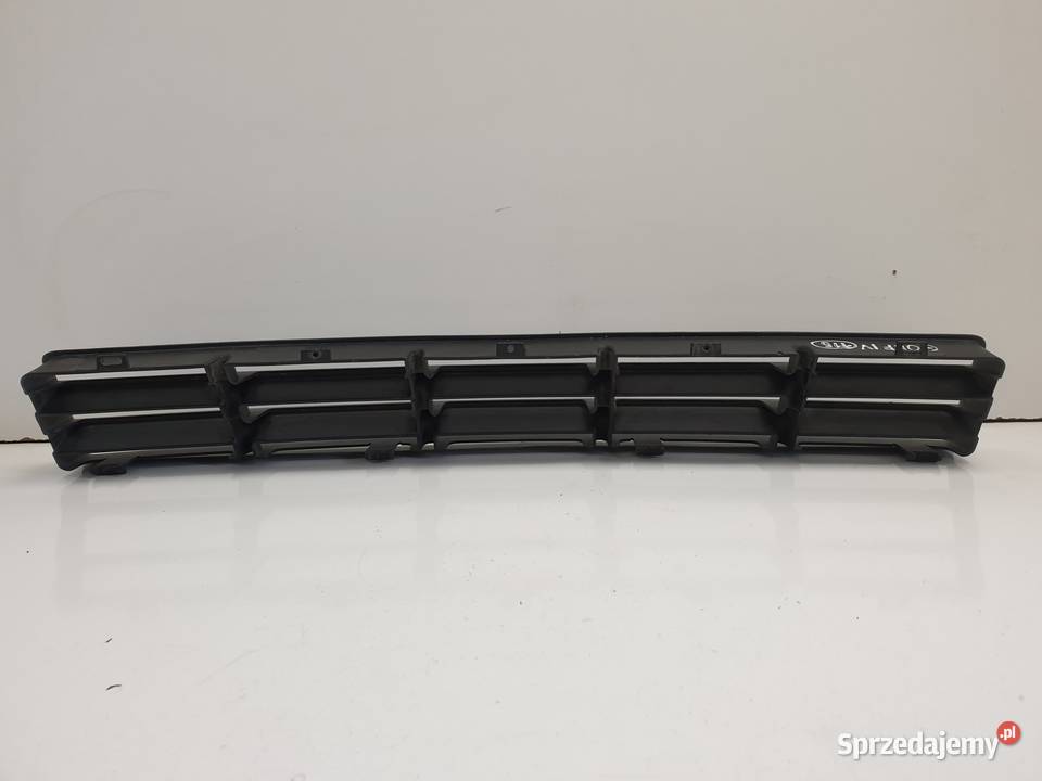 VW Golf IV ŚRODKOWA KRATKA ZDERZAKA Przód sprzedam