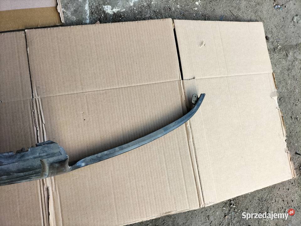 VW POLO 6N ATRAPA ATRAPKA ZDERZKA GRILL Kamień-Kolonia