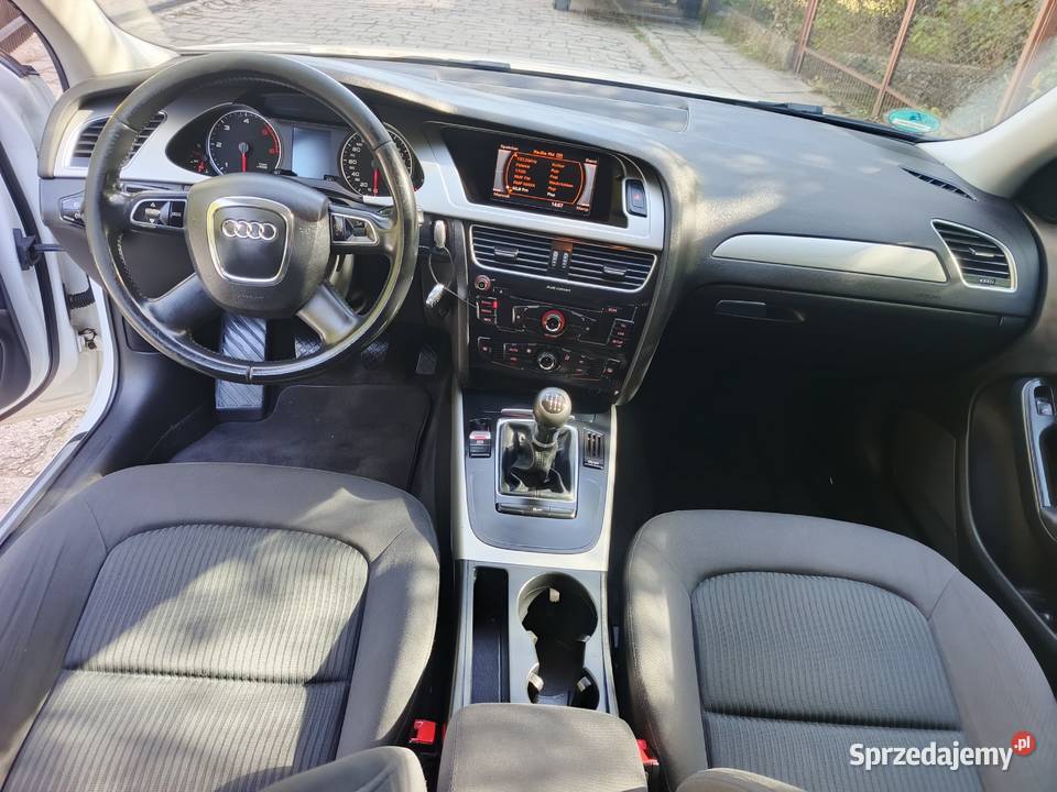 Audi A4 20 TDI Biała perła manual sprowadzona A4
