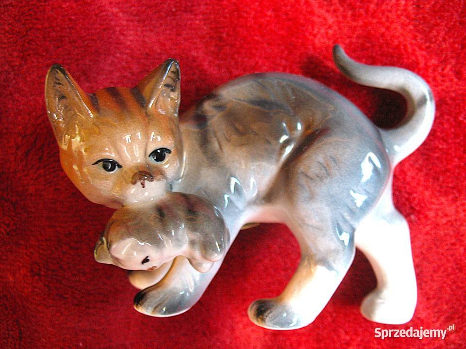 Kot Koteczka z dzieckiem figurka porcelana 7 x 9