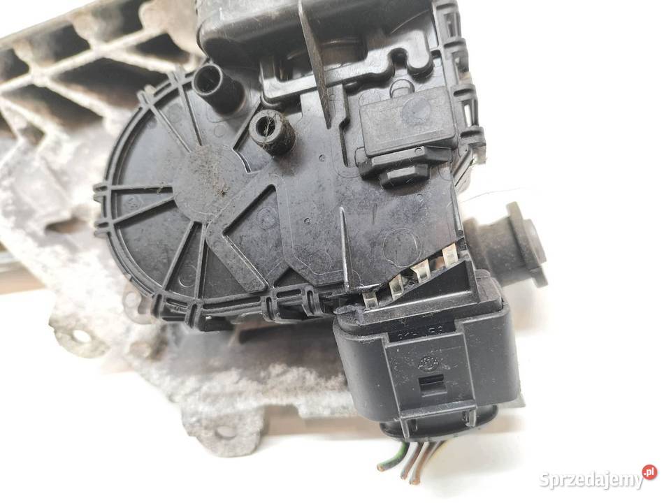 MECHANIZM WYCIERACZEK PRZÓD EUROPA 8A6117500AF