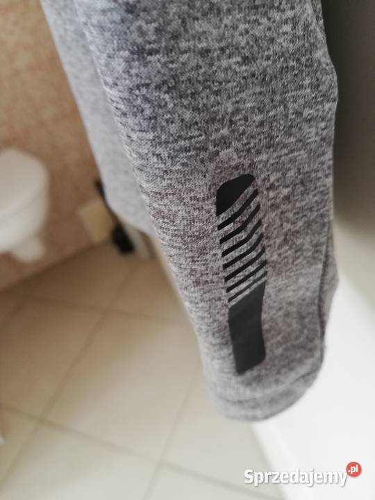 Koszulka sportowa szary/srebrny Topy i koszulki Śrem