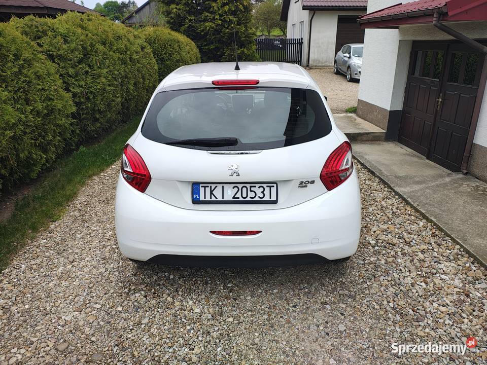 Peugeot 208