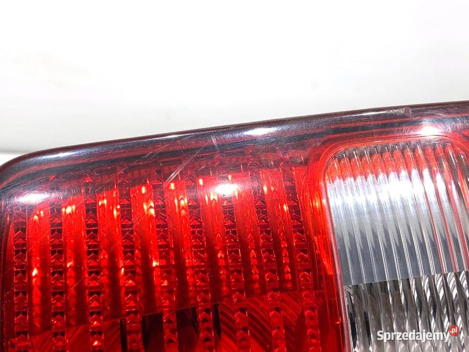 LAMPA PRAWY TYŁ VW CADDY III Minivan 0415 osobowe