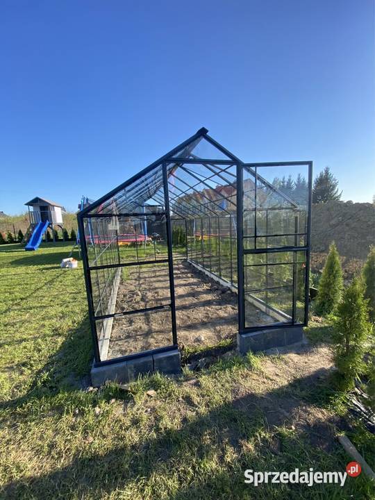 Szklarnia szklana Warszawa