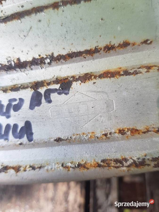 Tłumik do traktorka kosiarkI silnik Briggs 814 Pozostałe Gorzów Wielkopolski