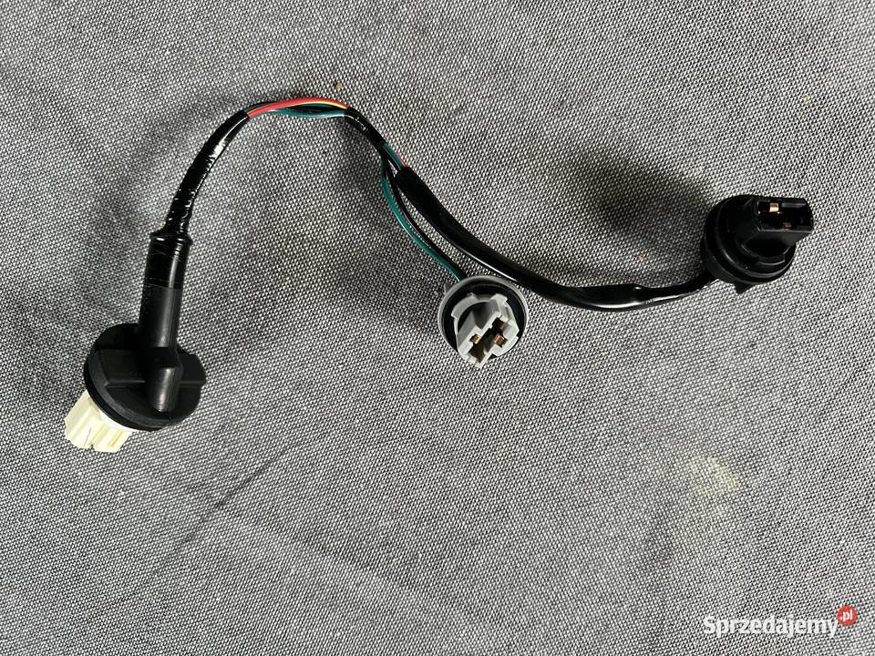 Suzuki Ignis III Oprawki Żarówek Lampy Tył osobowe Radziszów sprzedam