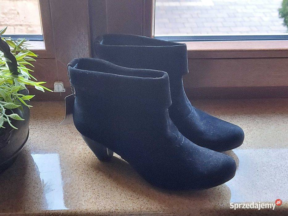 Nowe botki zamszowe rozmiar 38 inna Moszczenica