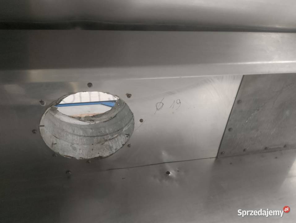 Okap przyścienny trapezowy 200x70x40 bez łapaczy